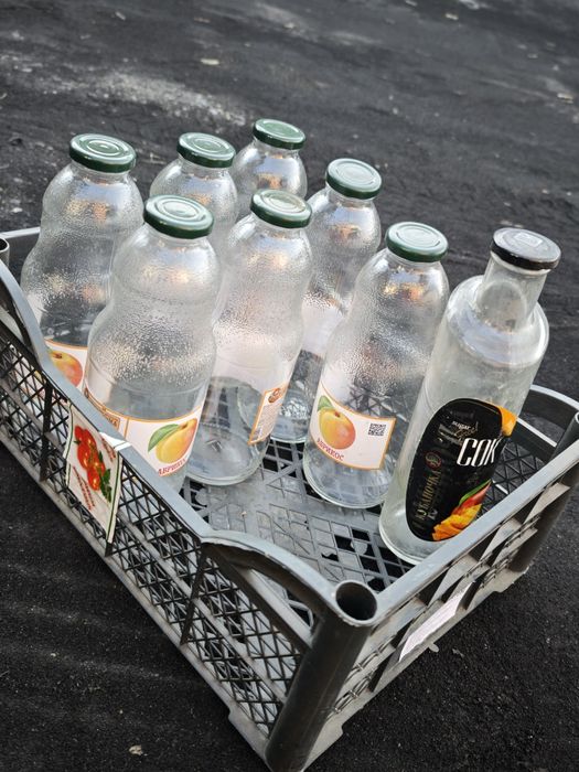 Продам бутылки, банки