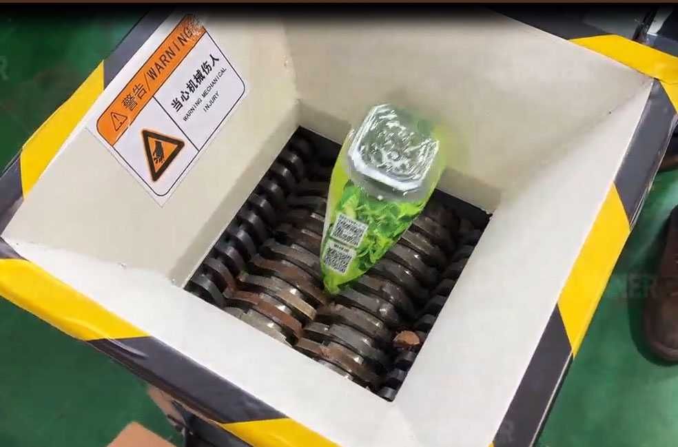 Индустриален шредер за дробене на бутилки, пластмаса и др. V180CN