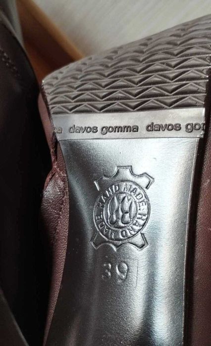 Дамски боти от естествена кожа, размер 39