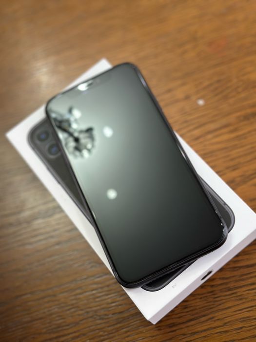 Айфон 11 (128гб)