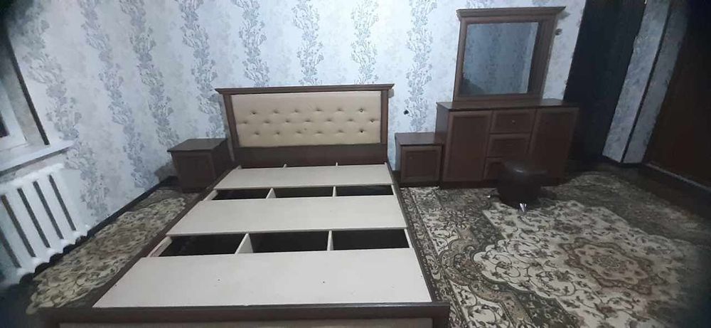 Kvartira sotiladi Yunusonod