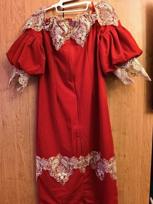 Rochie ocazie cu dantelă