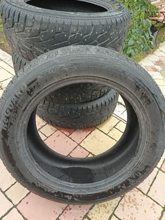 продам зимнюю резину 245×55×19