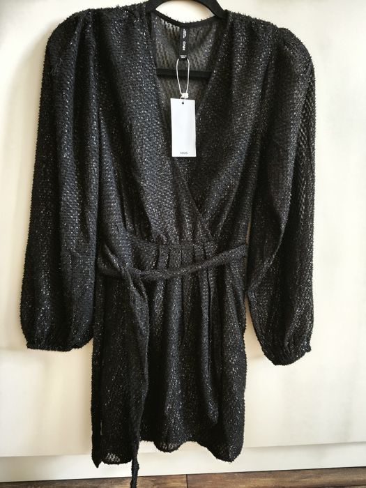 Черна рокля Mango