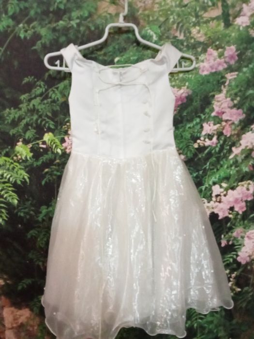 Продам детское платье