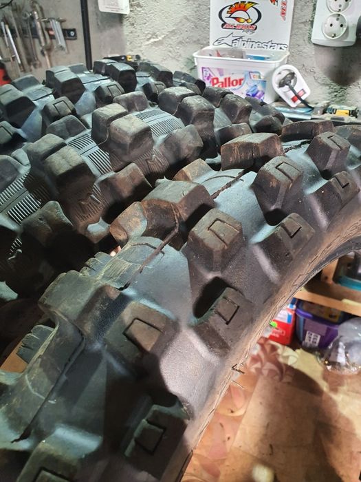 Dunlop 110 90 19 Michelin 110 90 R 19 CA NOI !