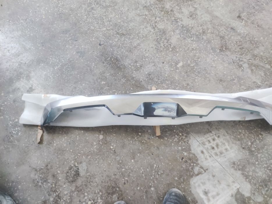 KIA SARENTO orqa bamfer xrom