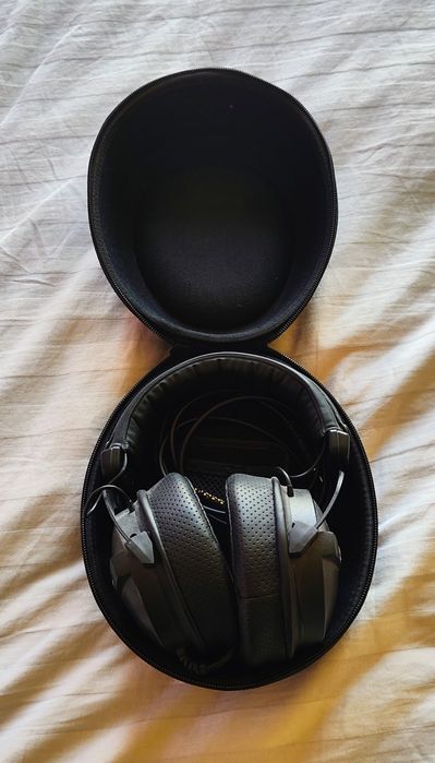 Beyerdynamic DT 770 PRO 32 ohm + калъф