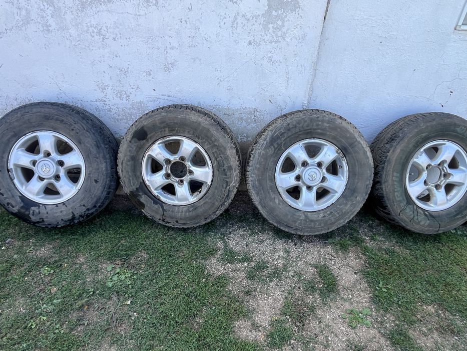 Продам колёса 275/70 р16