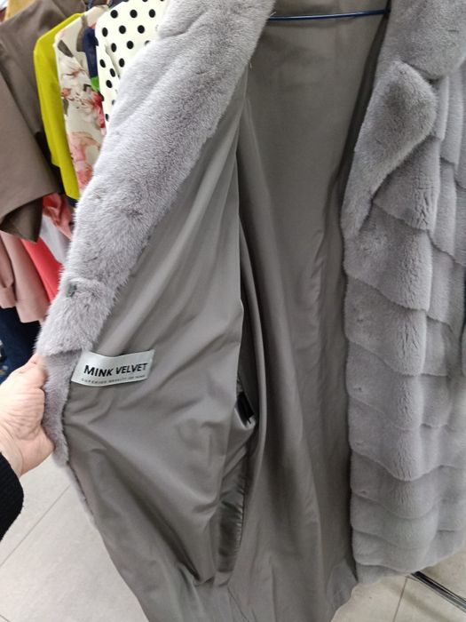 Норковая шуба 200000