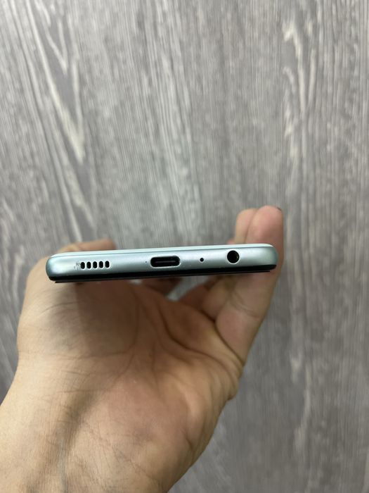 SAMSUNG A22 64GB.         .