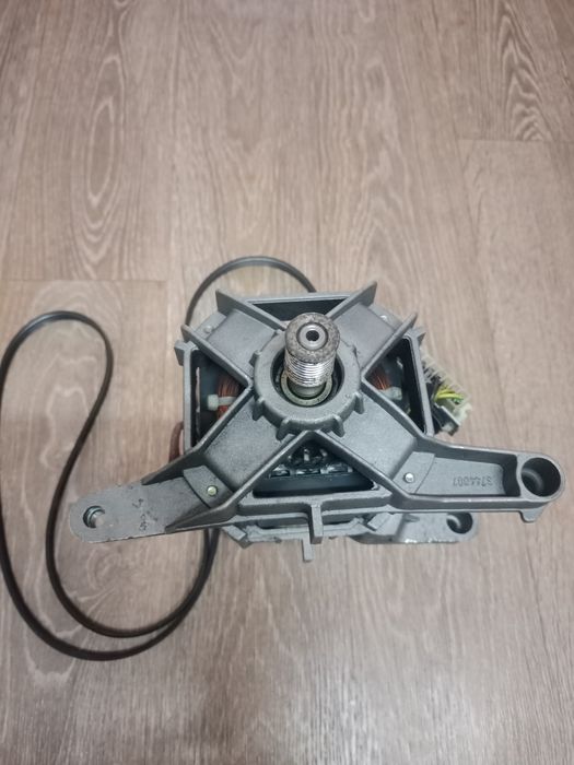 Электродвигатель 220V стиральной машины LG