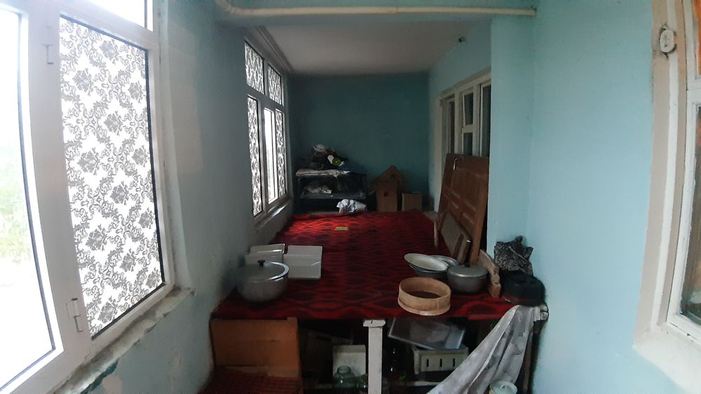 Navoiy Aeroport oldida 3 xonali kvartira sotiladi