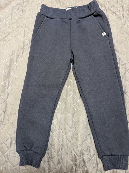 Ватиран спортен панталон Zinc