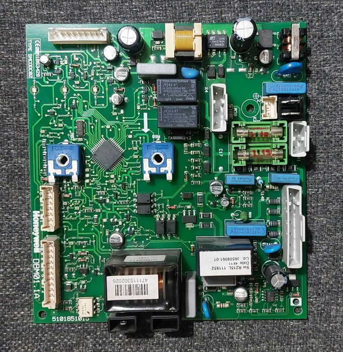 Placa baza Feroli FerEasy 500 lei+placa defecta
