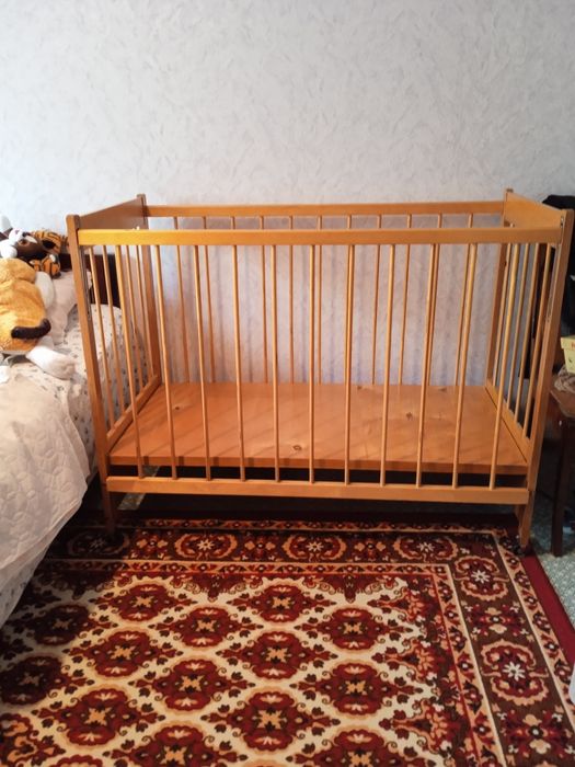 Детская кровать манеж