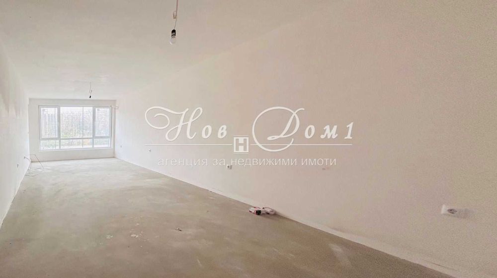 Продава се Двустаен апартамент в Пловдив, Остромила - 82 кв.м за 1024 €/кв.м - Снимка #1