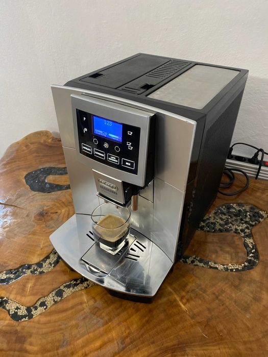 expresor / espressor cafea delonghi perfecta touch