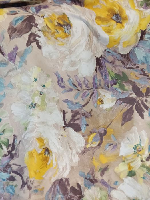 Продам шторы. Красивые .