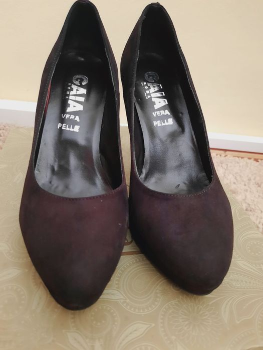 Pantofi cu toc din piele