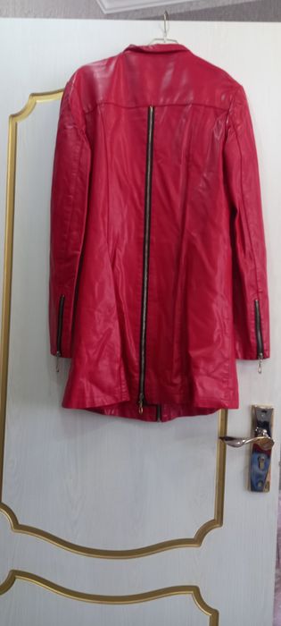 Текинга берилади. Буйнида озгина кожаси ту'килган