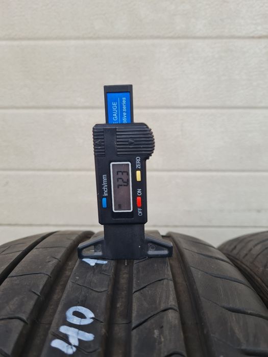 Летни гуми 2 броя PIRELLI Pzero 225 40 R19 дот 0520