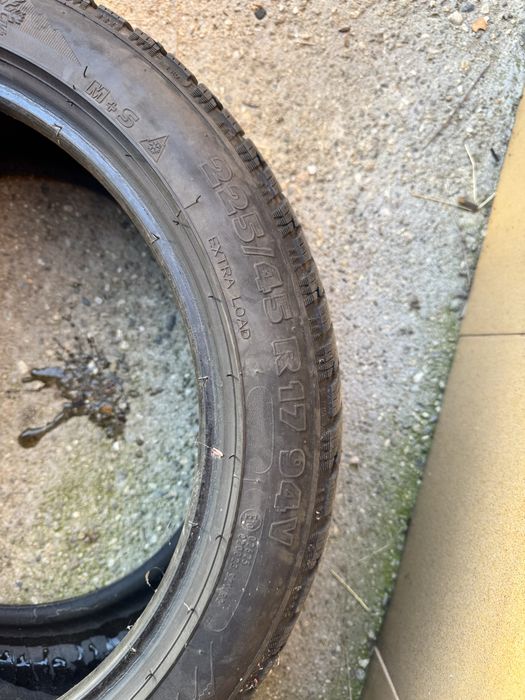 2бр гуми 225/45/17 зимни