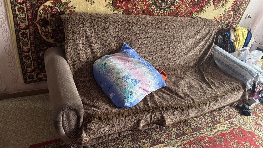 Продам диван раскладной