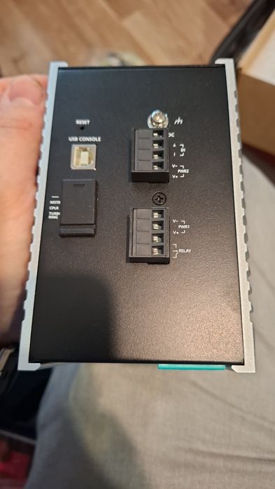 Switch Moxa EDS-518E 4GTXSFP