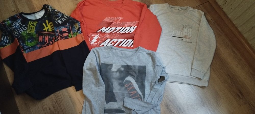 Блузи 158 размер по 3 лв за брой