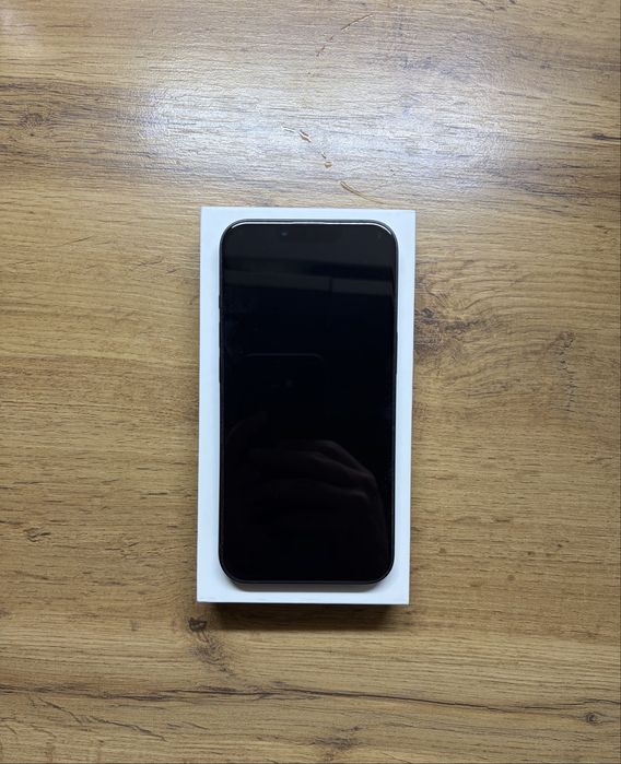 iPhone 13 128 GB Midnight Blue