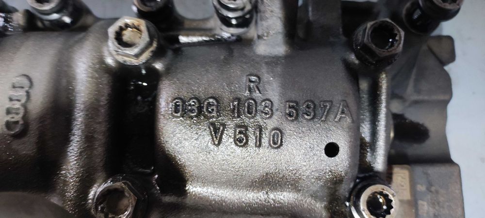Pompa ulei volkswagen cod motor BHW cod 03G103537A