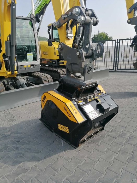 Cupă concasare MB C50 S4 – mini excavatoare