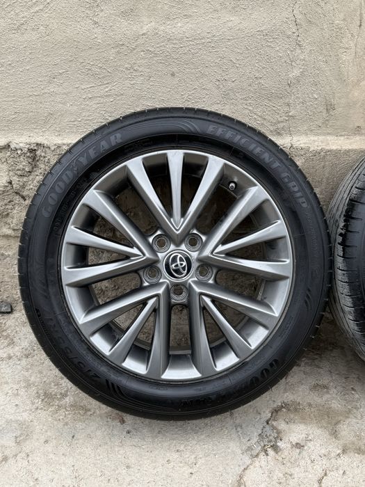 Титанки на камри R17