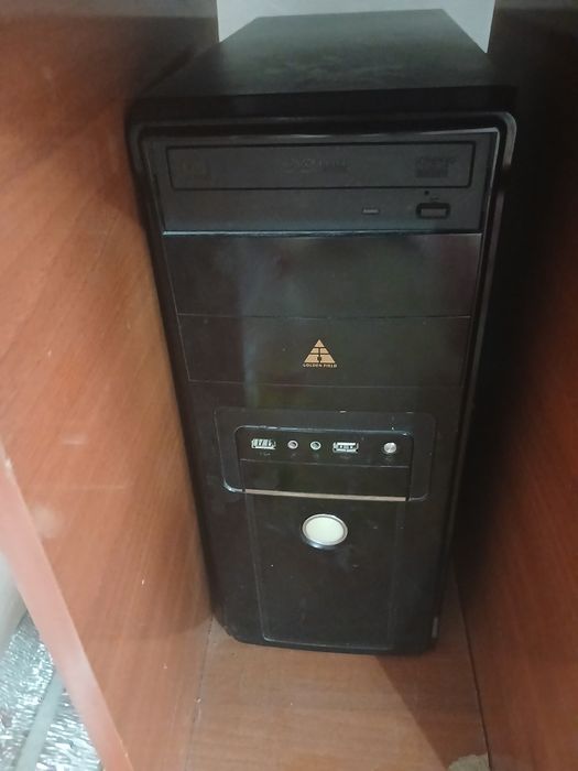 Настольные компьютеры