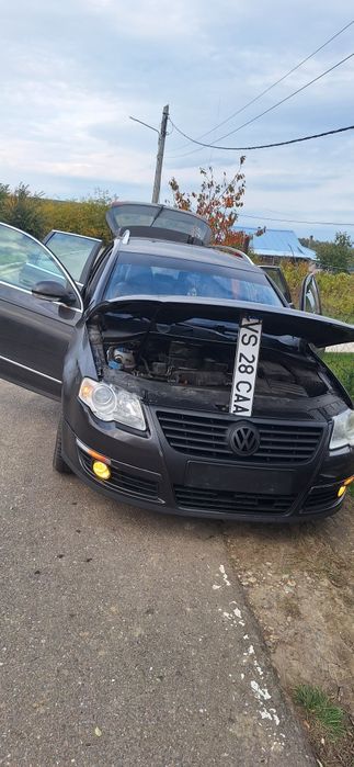 Vând Volkswagen Passat B6 an 2007
