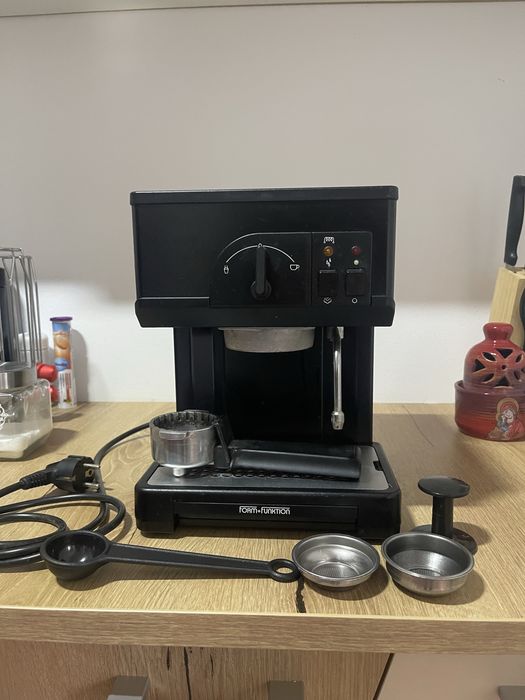 Espressor cafea Fom & Funktion