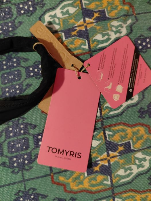 Продам купальник .