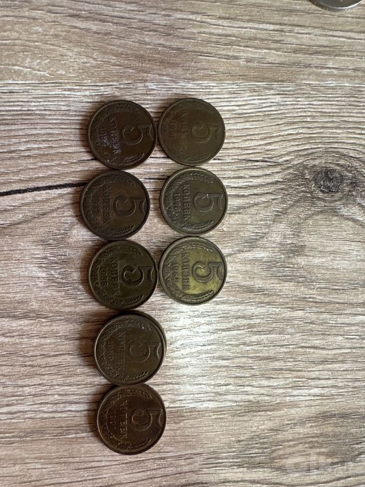 Монеты продается танга сотилади