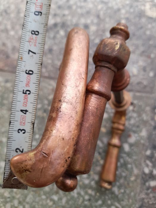 Антични дръжки за врата и табакера