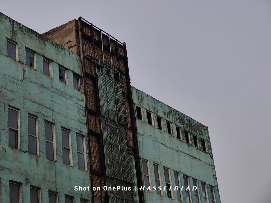 Обменяю OnePlus 9 Pro