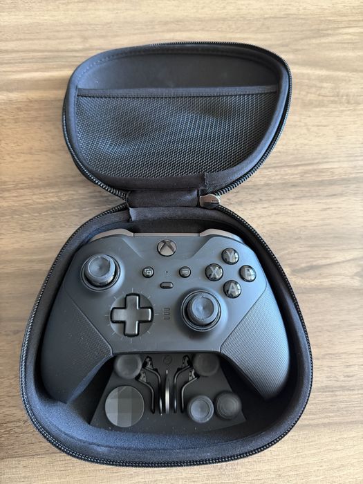 Xbox series X 1 tb + контролер Xbox Elite Wireless Controller, Series 2