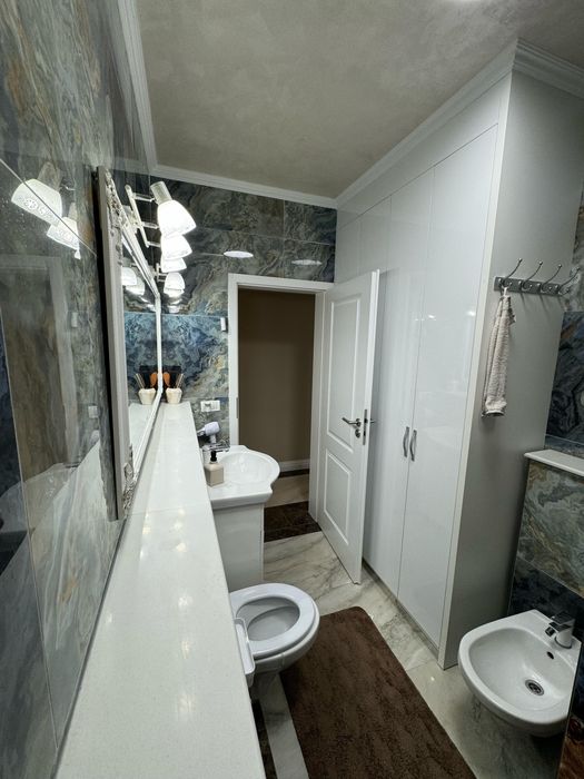 Apartament cu 3 camere