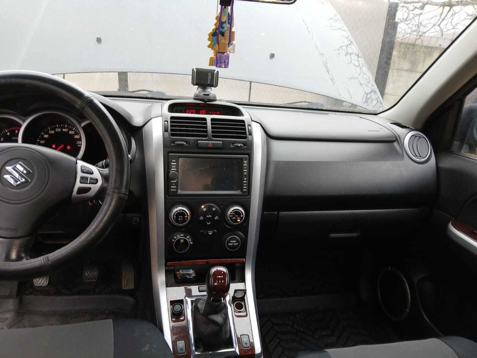 suzuki grand vitara