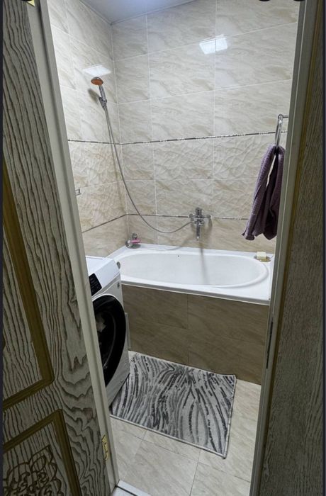 Ибн сино 1 Тахта базар 2/1/5  56 м2