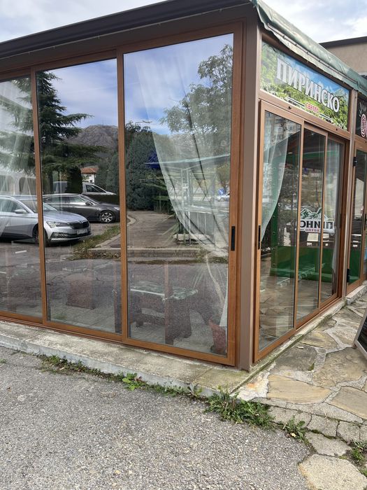 Остъклена метална конструкция 33.66 кв.м. , цена 12 500 лв.