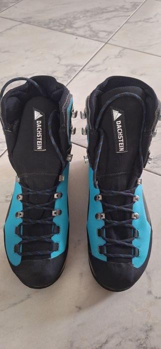 Дамски турстически обувки Dachstein