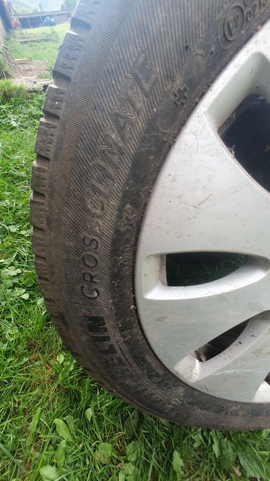 Vând patru  jante audi