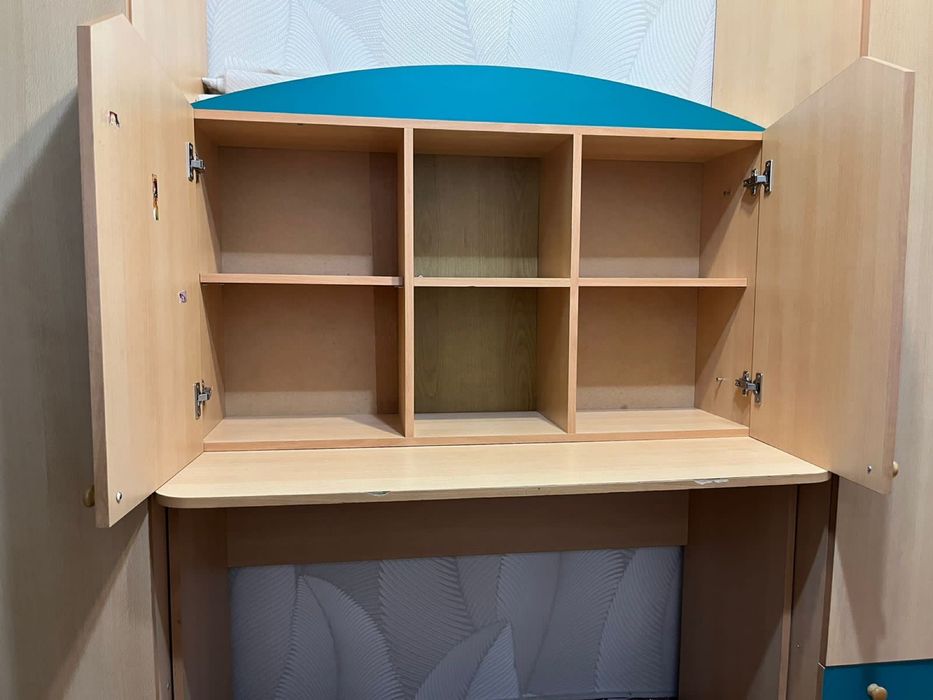 Продам детскую стенку