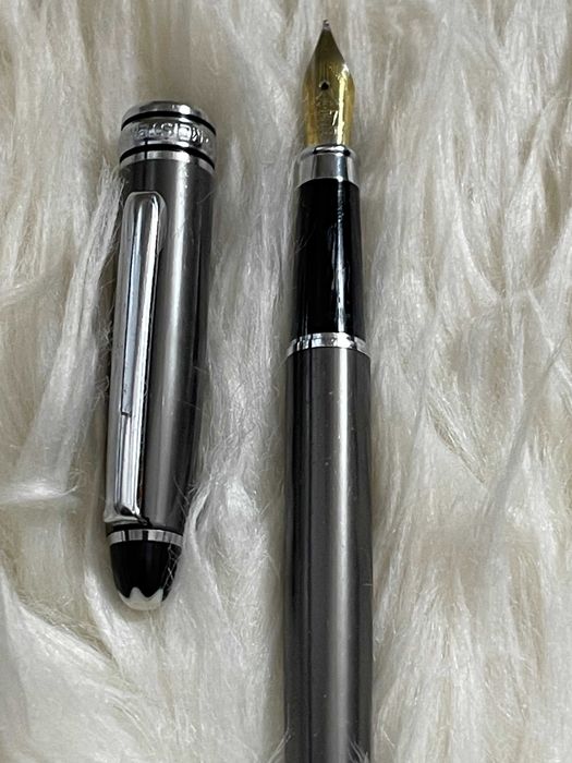 Stilou Montblanc Meisterstück